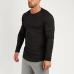 Saddle Crewneck Long Sleeve Curved Hem T-Shirt // Black (M)