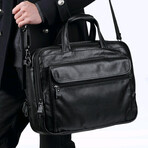 001 Messenger Leather Bag // Black