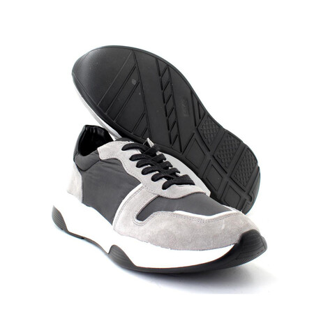 Yaprak Sneakers // Gray + White + Black (Euro: 39)