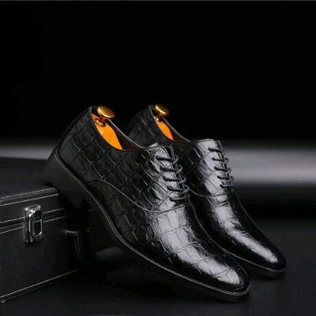 Oxford Men Dress Shoes // Crocodile Pattern // Black (Euro: 37)