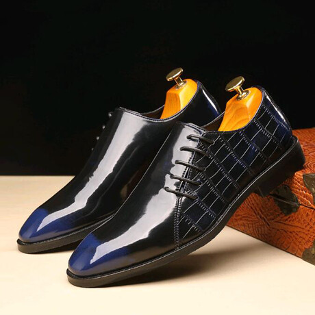 Loafers Men Dress Shoes // Half Crocodile Pattern // Blue (Euro: 37)