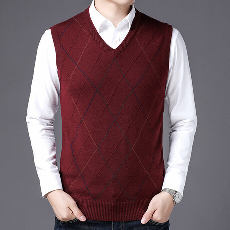 Argyle Lines V-Neck Sweater Vest //  Burgundy (XS)