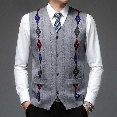 Slimline Argyle Cardigan V-Neck Sweater Vest // Gray (XS)