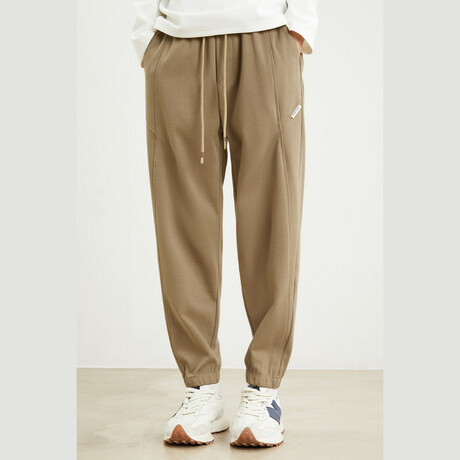 Joggers // Khaki (XS)