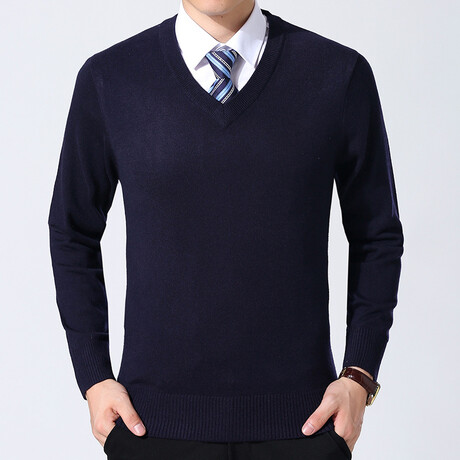 AVNS-14 //  V-Neck Sweaters // Navy Blue (XS)