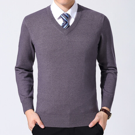 AVNS-11 // V-Neck Sweaters // Dark Grey (XS)