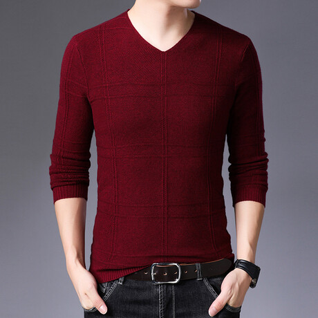 AVNS-24 // V-Neck Sweaters // Burgandy (XS)