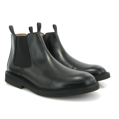 Chelsea Boots // Black (39)