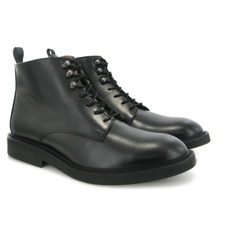 Lace Up Boots // Black (39)
