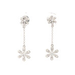 18k White Gold Dangling Flowers Earrings // New