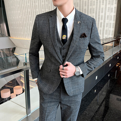 Mens 3pc Slim Fitted Suits  // Gray Checks (L)
