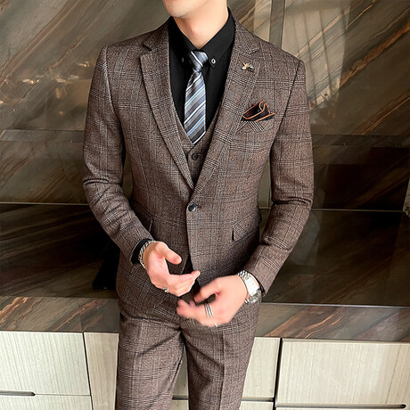Mens 3pc Slim Fitted Suits  // Brown Checks (XS)