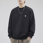 Sweatshirt with Front Pocket // Style 2 // Black (M)