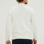 V-Neck Logo Pullover // White (S)