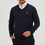Contrast Logo V-Neck Sweater // Navy (S)