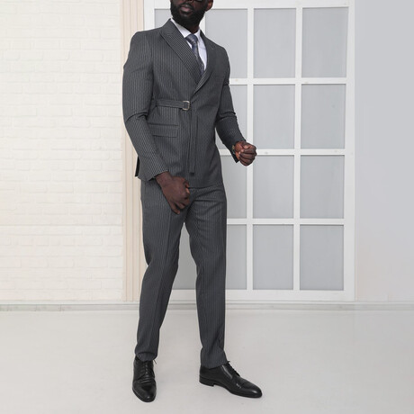 Logan 2-Piece Slim Fit Suit // Dark Gray Stripe (Euro: 44)