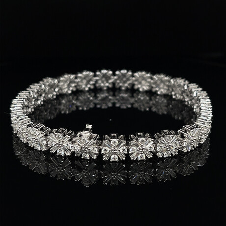 14k White Gold Diamond Flower Shape Bracelet // 7" // New