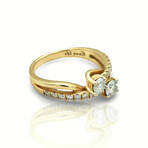 Fine Jewelry // 14K Yellow Gold Diamond Ring // Ring Size: 7 // Pre-Owned