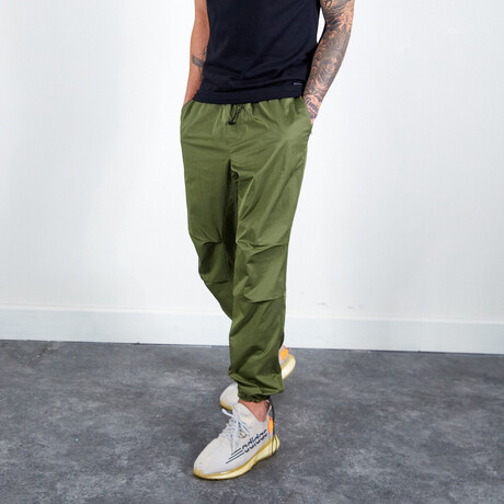 Cargo Pants // Khaki (XS)