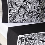 Black & White Paisley  Sheet Set // Black and White (King)