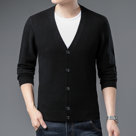 V-Neck Cardigan // Black (XS)