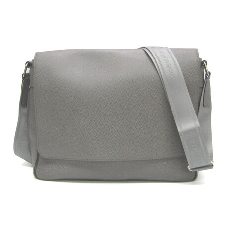 Louis Vuitton // Taiga Leather Shoulder Bag // Glacier // Pre-Owned