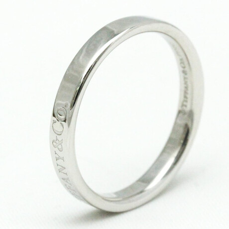 Tiffany & Co. // Platinum Flat Band Ring // Ring Size: 7.5 // Store Display