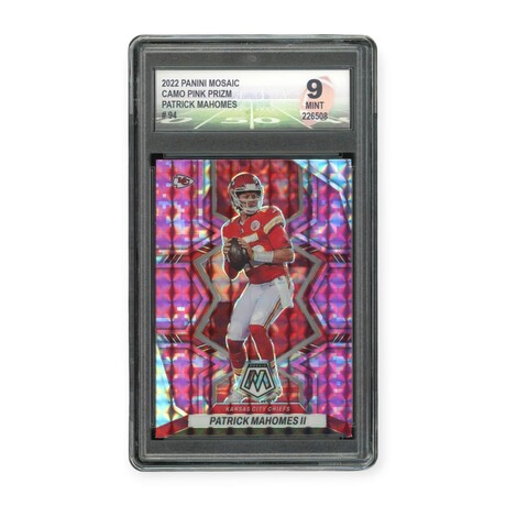 Patrick Mahomes // 2022 Panini Mosaic Camo Pink Prizm // DGA 9 Mint