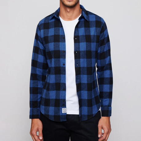 Slim Fit Narrow Cut Checked Sport Collar Lumberjack Shirt // Black + Blue (S)