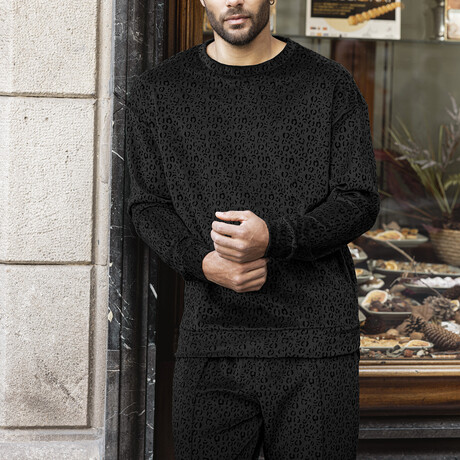 Leopard  Velvet Sweatshirt & Pans // Black (S)