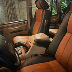 Refurbished 1995 Range Rover Classic V8 // Automatic Transmission (Refurbised 1995 Range Rover Classic V8 with Automatic Transmission)