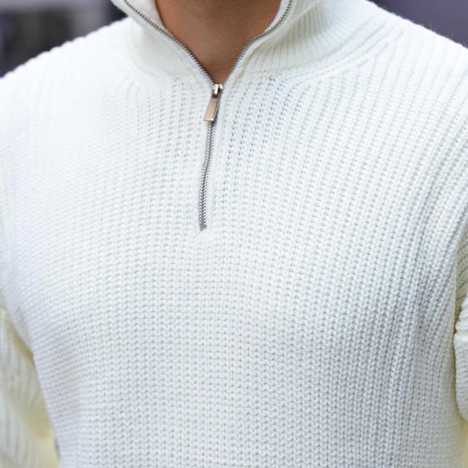 Premium Half Zipper Turtleneck Sweater // Ecru (42) - Valiberta ...