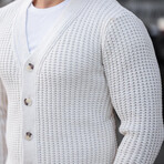 Roving Knitted Buttoned Cardigan // Ecru (XS)