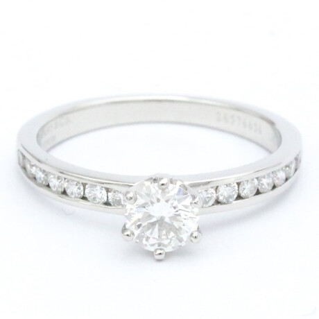 Tiffany & Co. // Platinum Engagement + Wedding Diamond Ring // Ring Size: 6 // Store Display