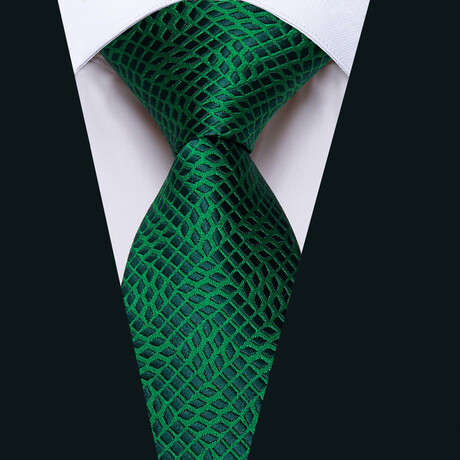 Handmade Silk Tie //  Green