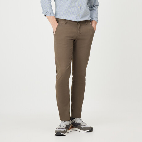 Gavin Chinos // Khaki (46)