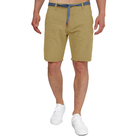 Shorts with Fabric Belt // Khaki (M)