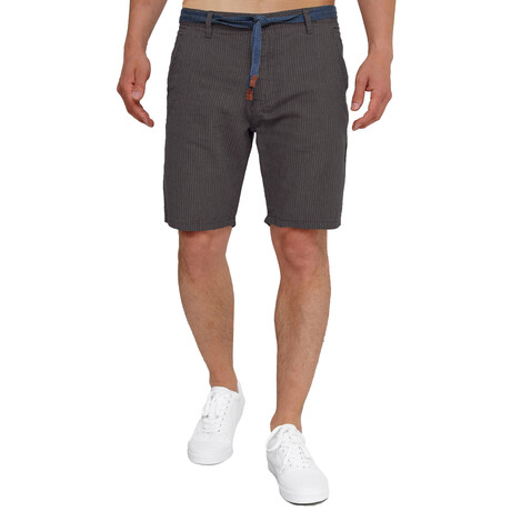 Shorts with Fabric Belt // Gray (L)