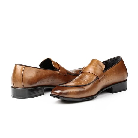 Swank Croc Print Loafers // Tobacco (Euro: 40)