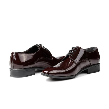 Shine Oxfords // Claret Red (Euro: 40)