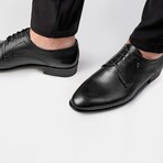 Oxfords // Black (Euro: 40)