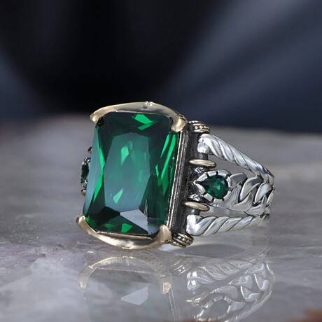 Chain Design Lab Emerald Ring (5)
