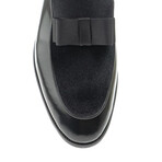 Leather with Velvet Detail Loafers // Black (Euro: 41)
