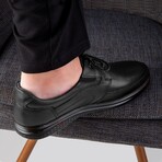 Men's Genuine Leather Low-Chukka Casual Shoes // Black (Euro: 45)