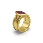 Loree Rodkin // 18K Yellow Gold Ruby Ring // Ring Size: 7.25 // Pre-Owned