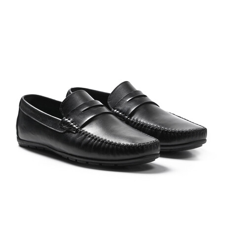 Genuine Leather Slip-On Loafer Shoes with Front Bow for Men // Black (Euro: 40)