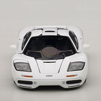 1:43 Mclaren F1 // Pure White