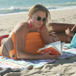 Playamigo Portable Beach Recliner // Orange