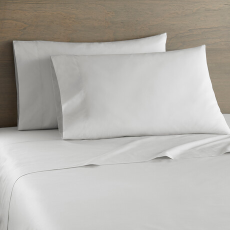250 Thread Count Cotton Percale Sheet Set // Misty Gray (39"L x 75"W x 14"H)