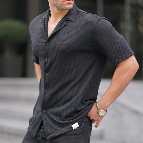 Short Sleeved shirt // Black (S)